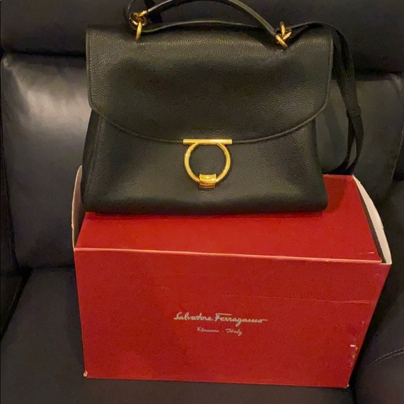 Salvatore Ferragamo Purse - Picture 4 of 7